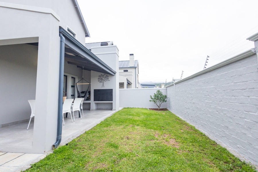 3 Bedroom Property for Sale in Altona Western Cape